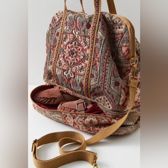 NEW Free People Magic Carpet Weekender Bag Embroidered Beaded NWT - Picture 2 of 12